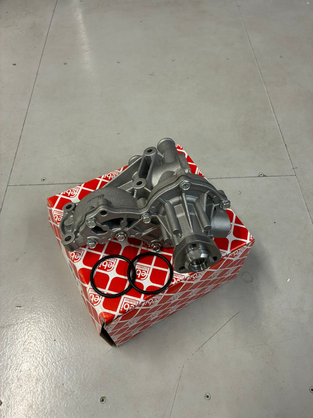 Vatnsdæla | Water pump fyrir Volkwagen Mk1, Mk2, Mk3 Golf, JETTA , Vento, T25 VW