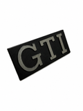VW Mk2 Golf GTi grill logo NOTAÐ 1984-1987| Genuine original used part