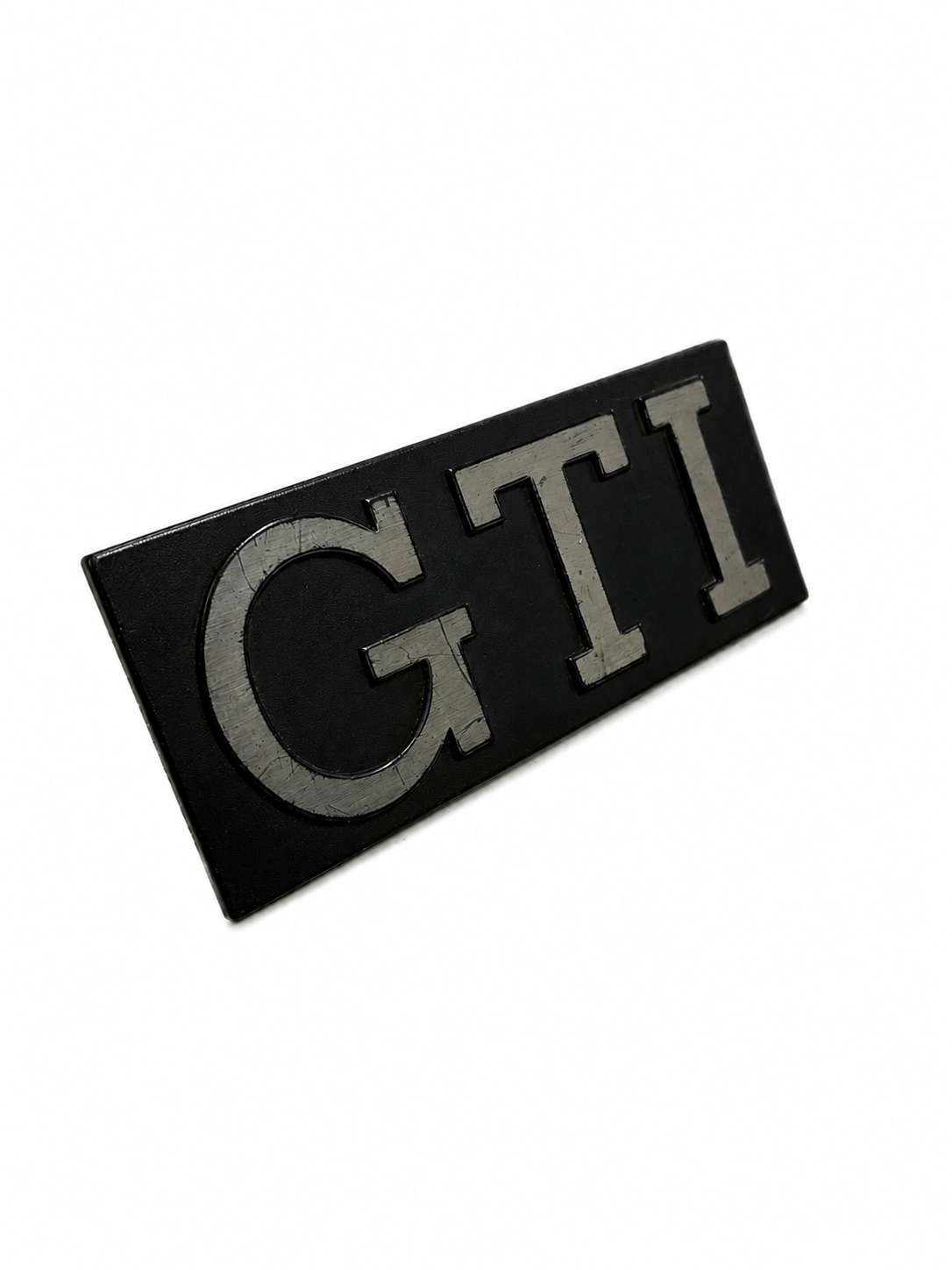 VW Mk2 Golf GTi grill logo NOTAÐ 1984-1987| Genuine original used part